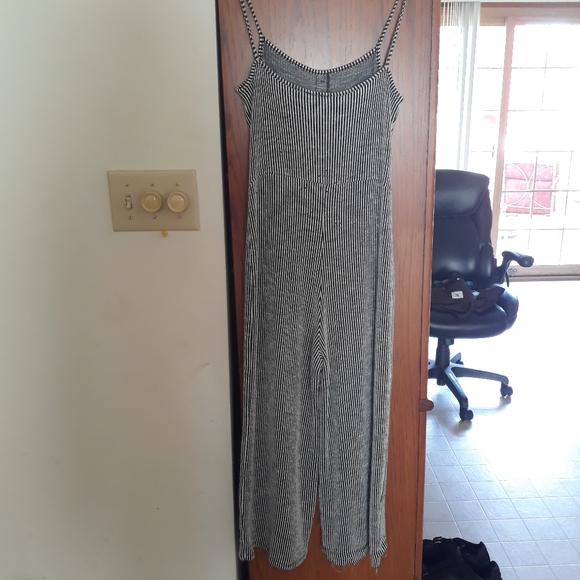 Jumpsuit - Picture 3 of 3